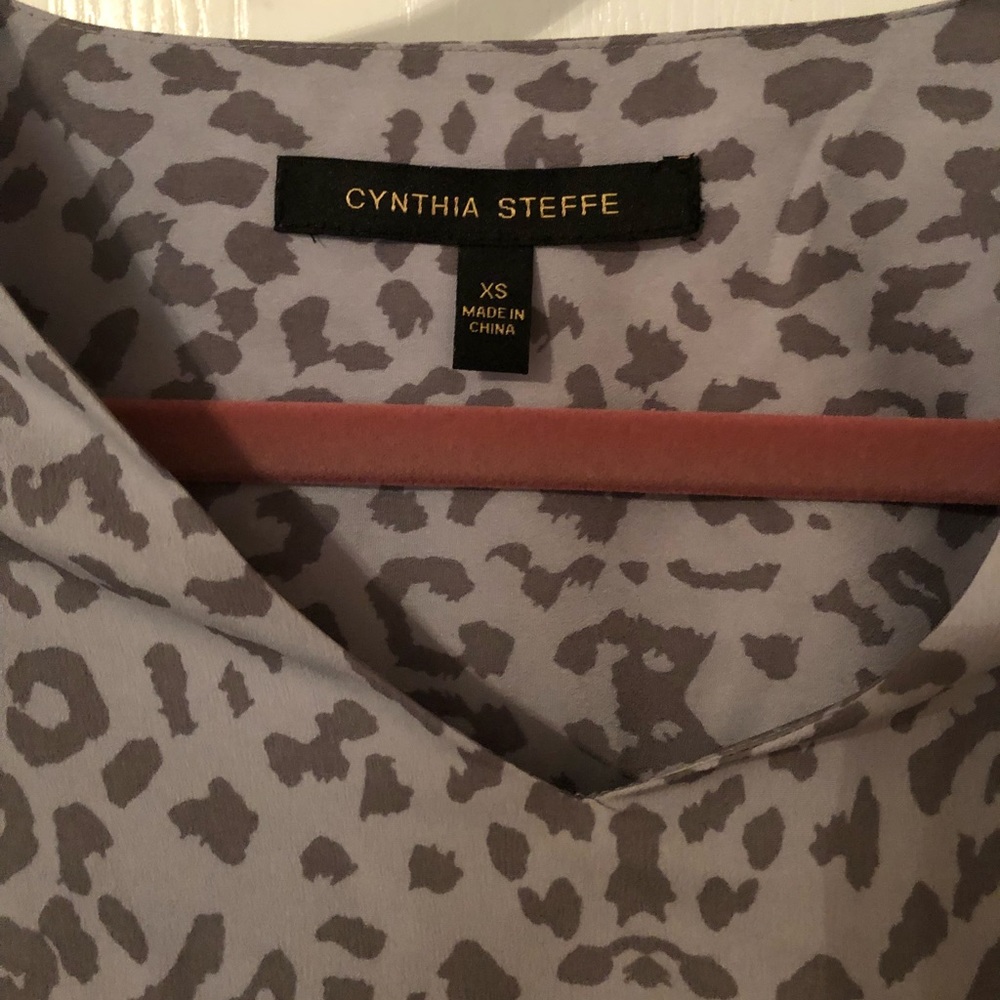 Leopard Print Gray Blouse - Picture 3 of 8